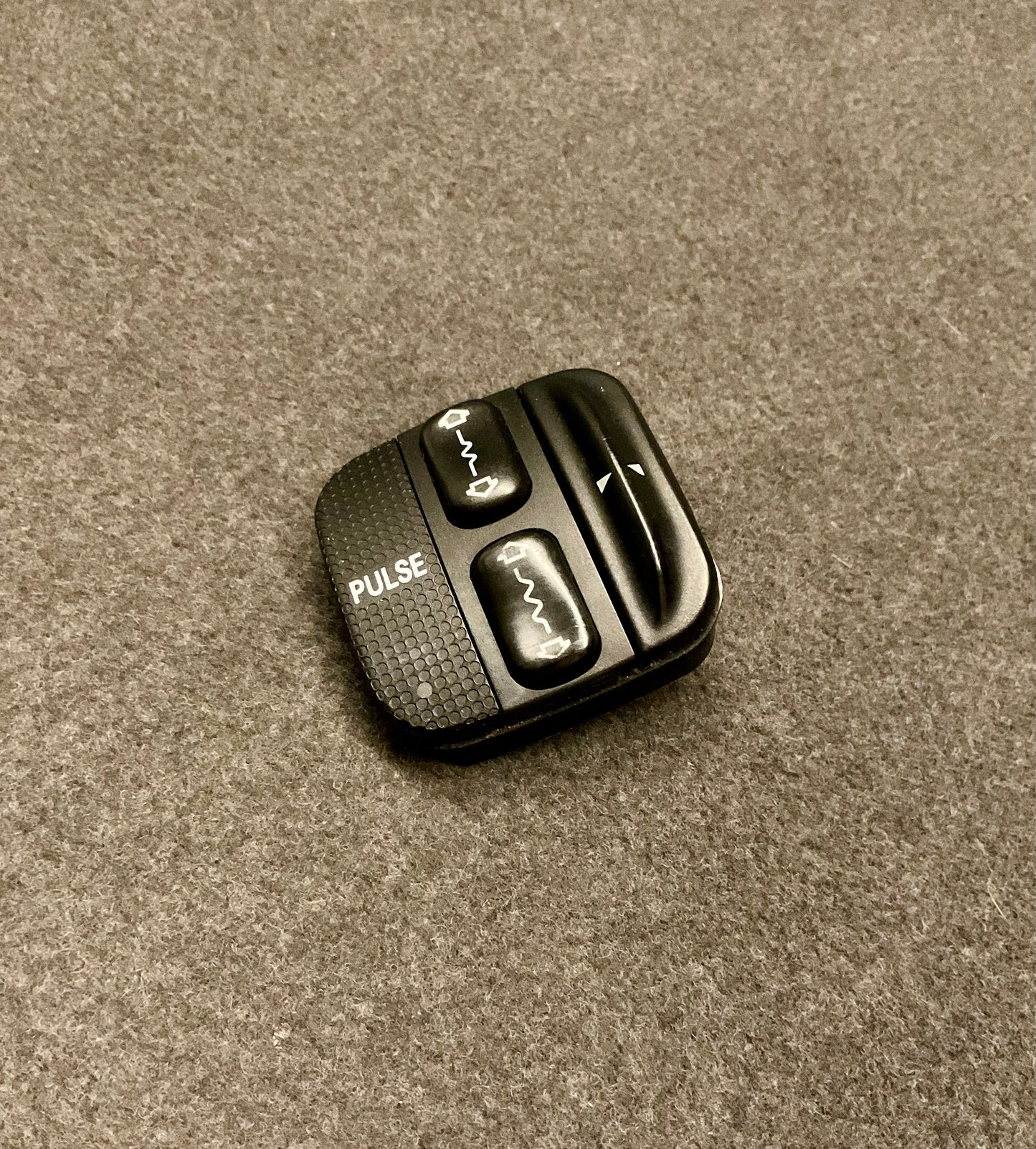 OEM Used Mercedes W220 S-class Left or right side Seat massage control switch A2208204710 #194