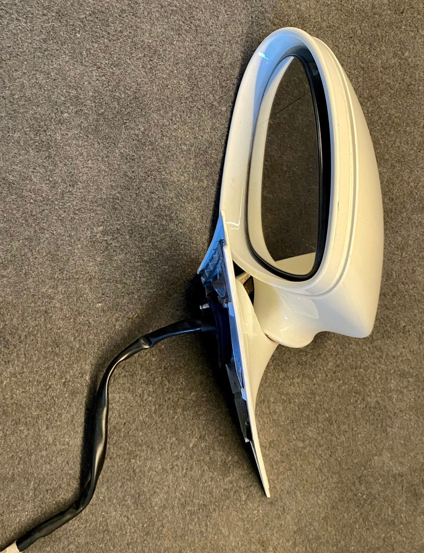 OEM Used Mercedes S-class W221 pre facelift Left side mirror A2218105516