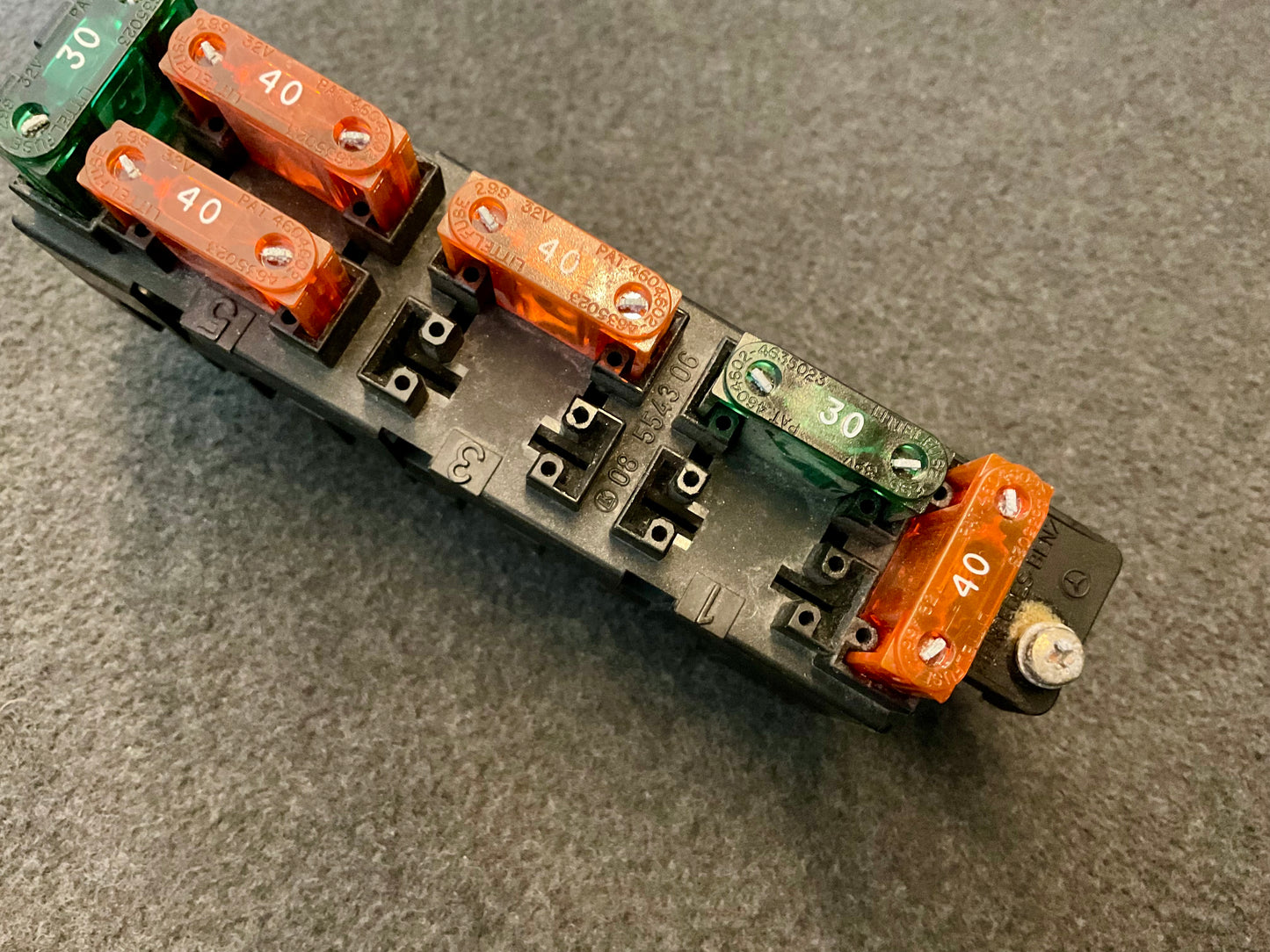 OEM Used Mercedes W140/C140 S-class/CL-class fuse box A08554306 #249