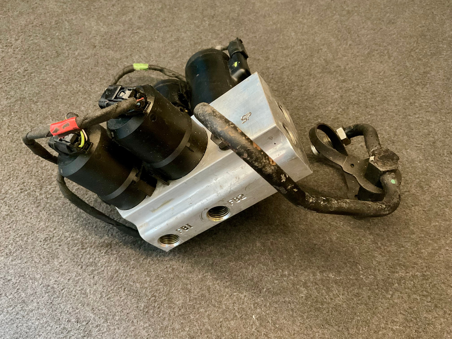 OEM Used Mercedes W220 S-class/C215 CL-class ABS hydraulic suspension valve block A2209970036 #227