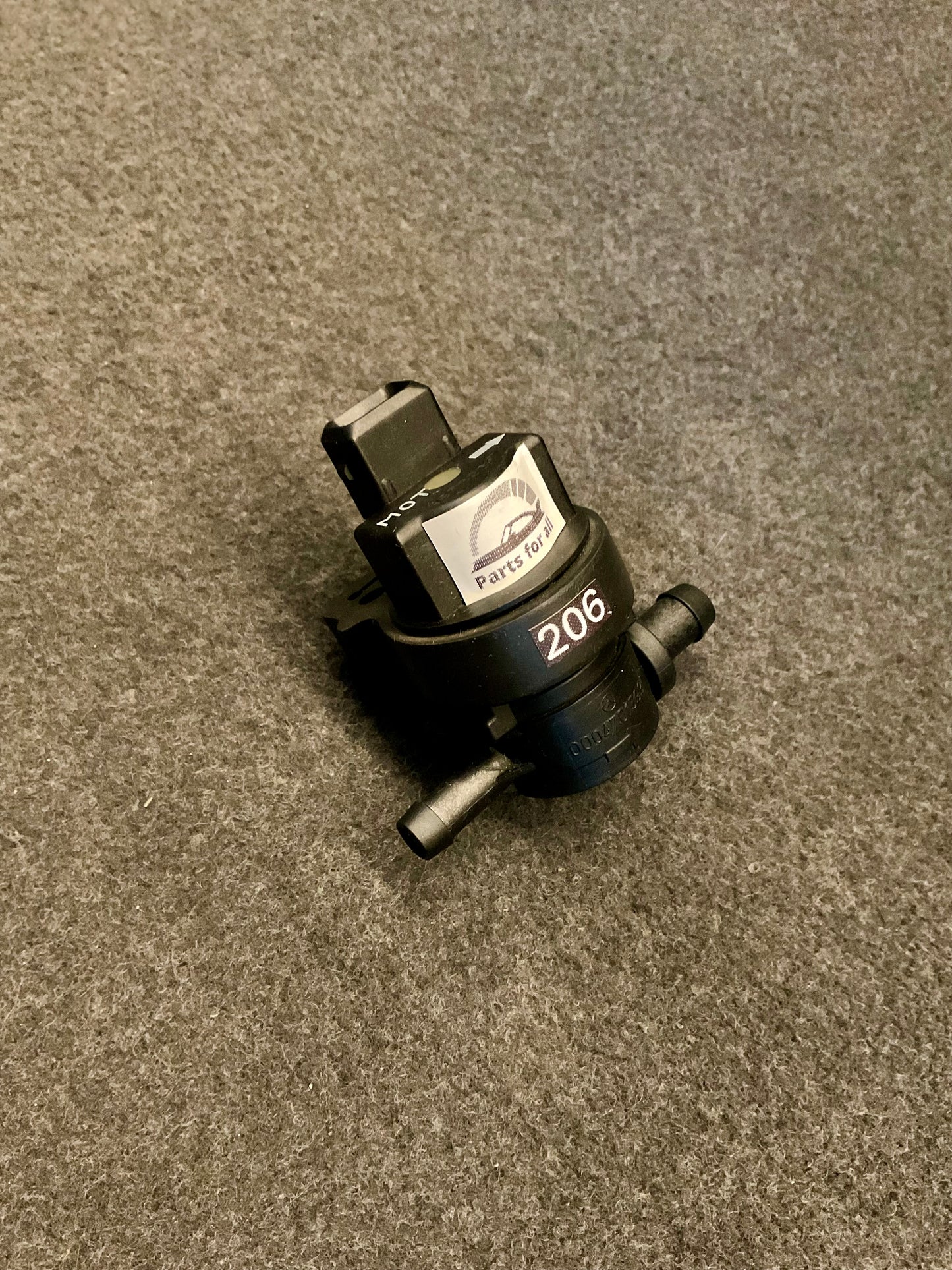 OEM Used Mercedes EVAP valve vapor purge valve A0004701593 #206