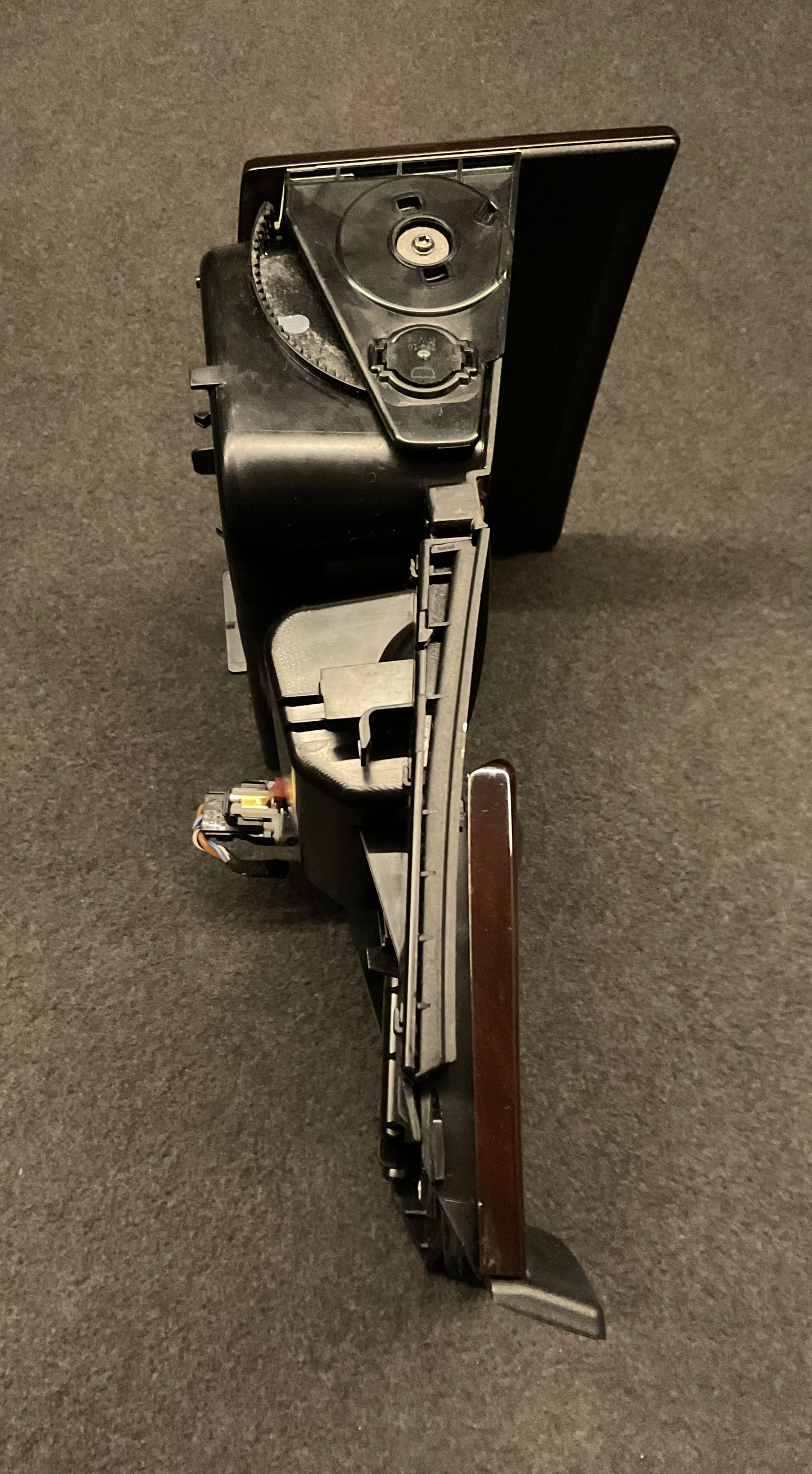 OEM Used Mercedes W221 S-class cup holder/ash tray mechanism A2216800310 #116