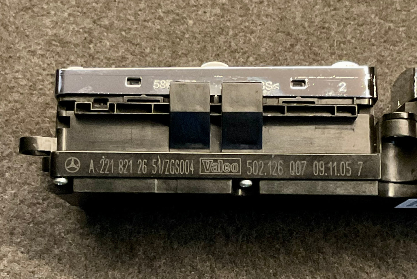 OEM Used Mercedes W221 S-class main window regulator switch A2218213951