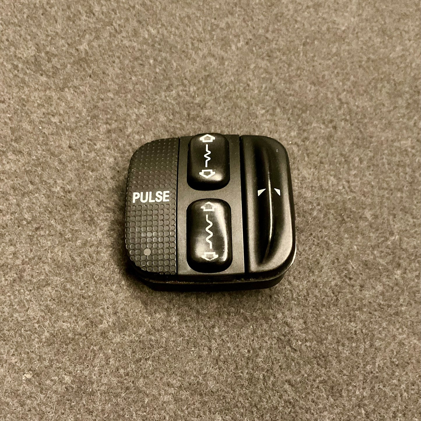 OEM Used Mercedes W220 S-class Left or right side Seat massage control switch A2208204710 #194