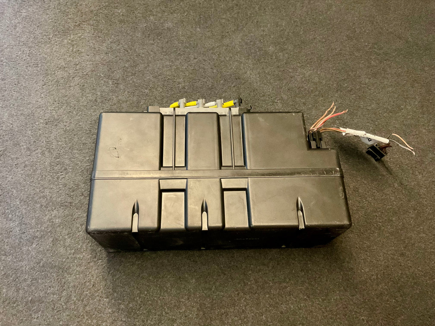 OEM Used Mercedes W220 S-class Central lock vacuum pump A2208001248