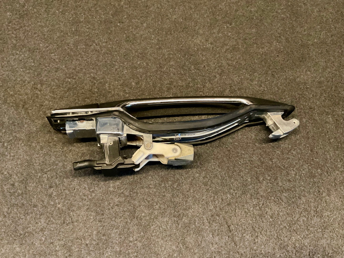 OEM Used Mercedes W140 Rear right/left door handle S320 S400 S500 and S600 #277