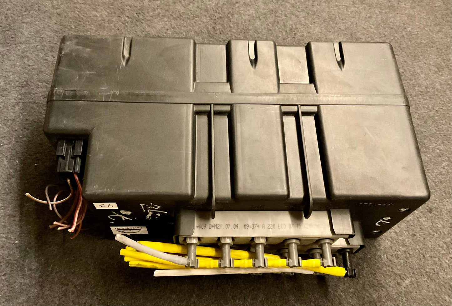 OEM Used Mercedes S-class W220 vacuum pump central lock A2208000648(04) #43