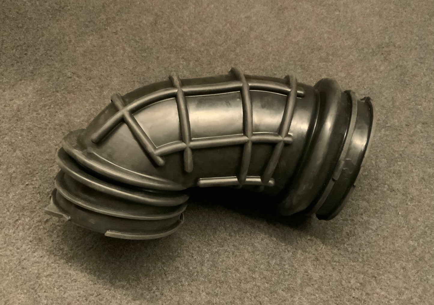 New intake boot/pipe for Mercedes W140 S600, R129 SL600 and C140 CL600-M120 V12 A1201411290