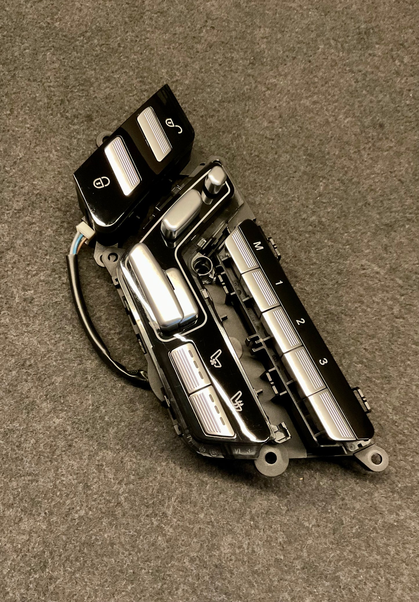 OEM Used Mercedes w221 S-class front left seat adjuster A2218702279 #97