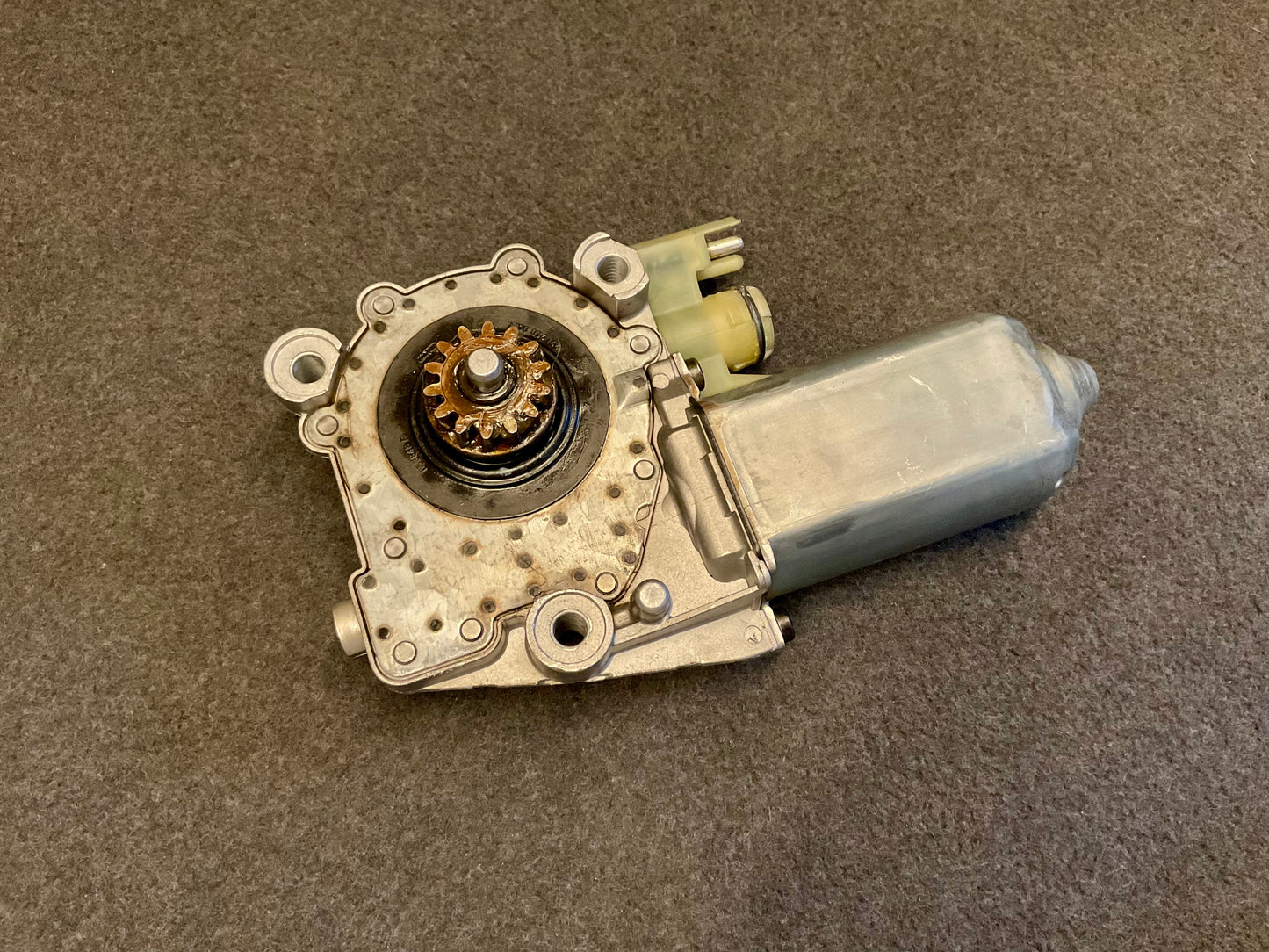 OEM Used Mercedes W140 S-class window regulator motor front right window 0130821503 #273