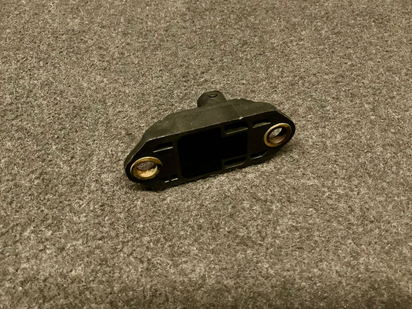 OEM Used Mercedes W220/C215/R230 S-class acceleration/crash sensor A 002546918 #293