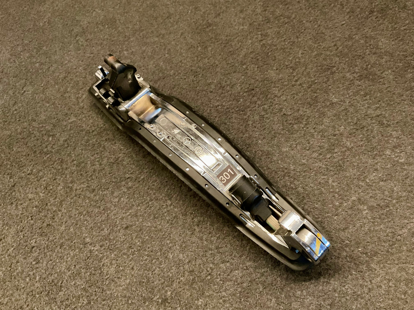 OEM Used Mercedes W140/C140 Front right/left door handle S320 S400 S500 and S600 CL600 #301