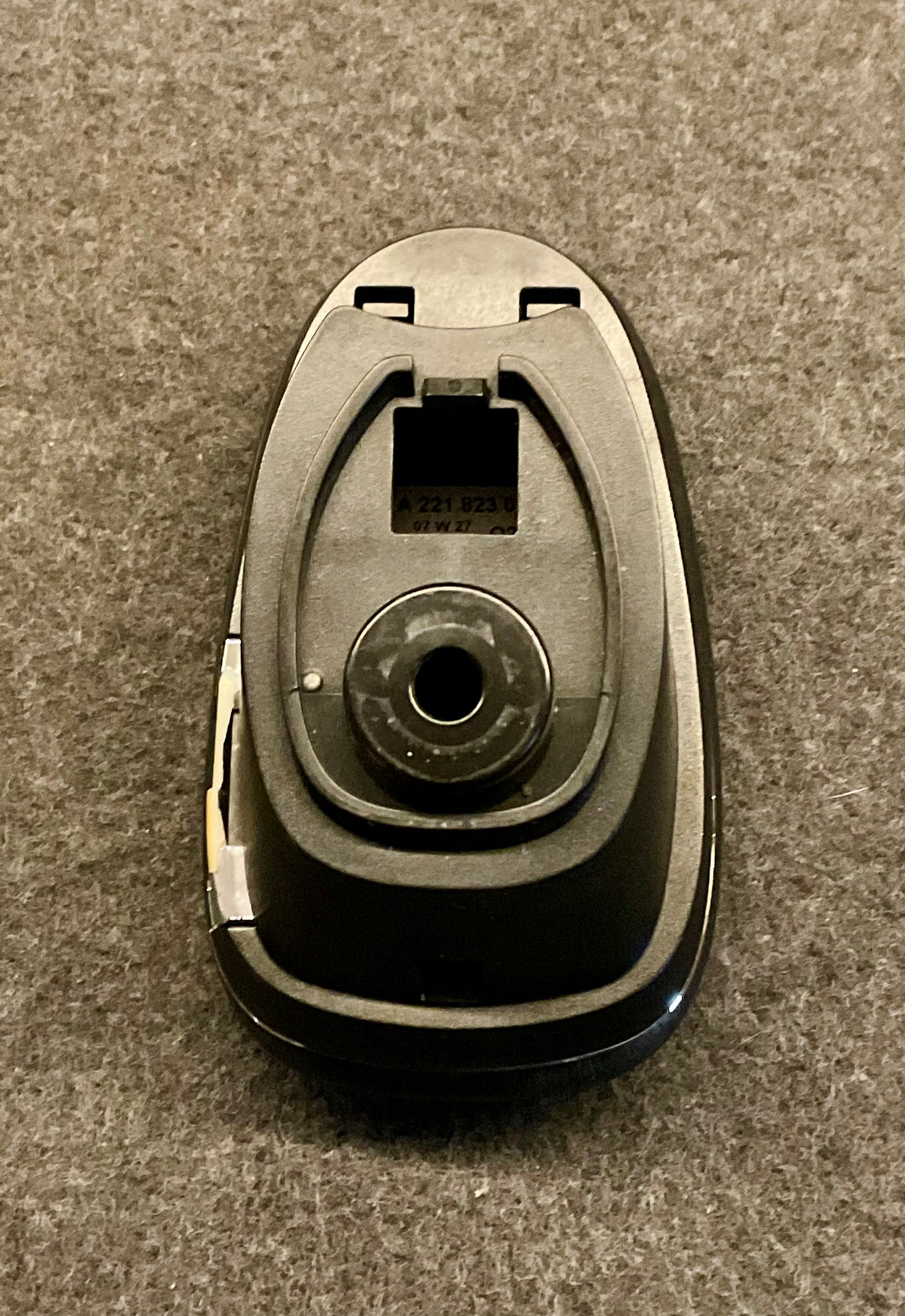 OEM Used Mercedes S-class W221/C216 senter console phone (black leather) A22182300 #103