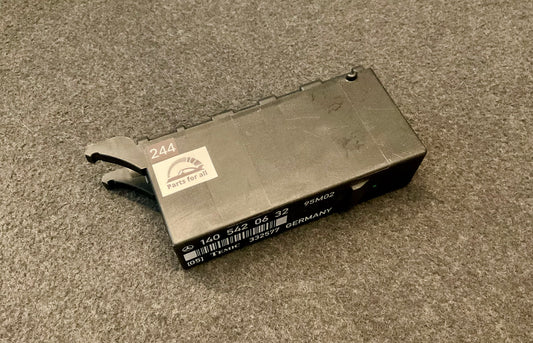 OEM Used Mercedes W140/C140 Blinker hazard warning relay unit A1405420632 #244