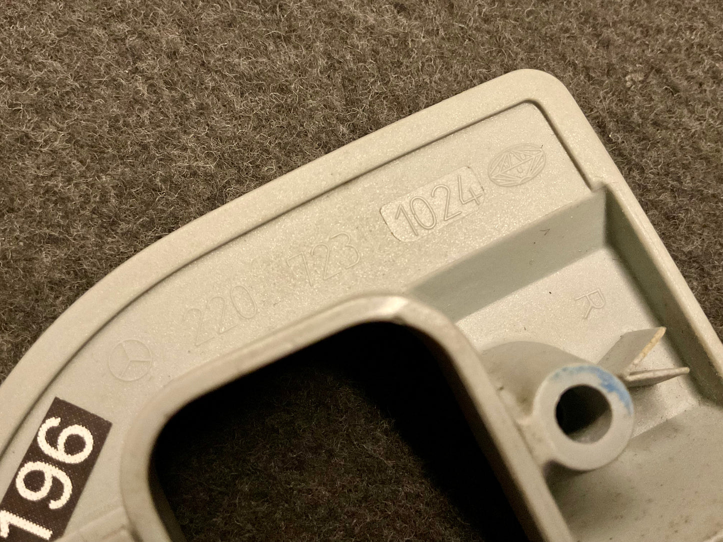 OEM Used Mercedes W220 S-class front right door lock mechanism cover/trim A2207231024 #196
