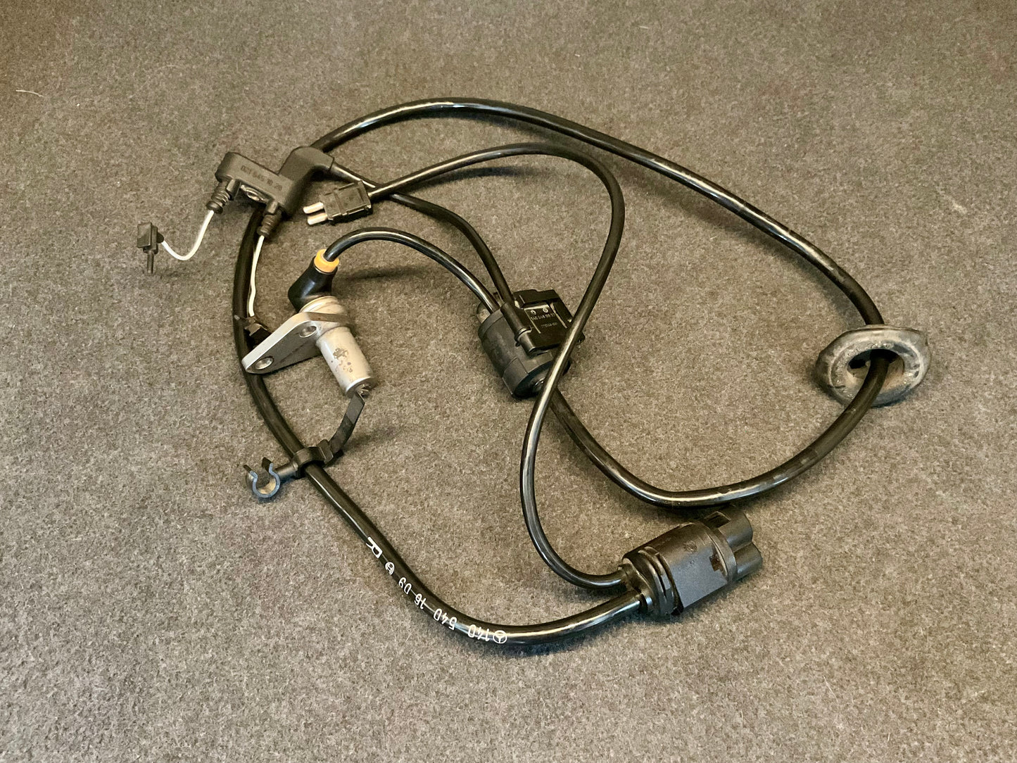 OEM Used Mercedes W140/C140 front right ABS sensor A1405401609 #76